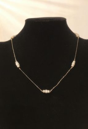 Picture of Vintage Cubic Zirconia Necklace 16 Inch